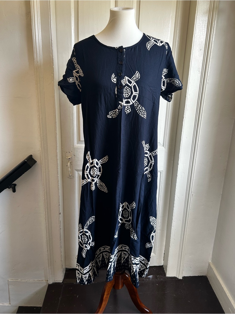 Vintage 1990s Heather Nicole Navy Blue Sea Turtle Print Rayon Maxi Dress Size La